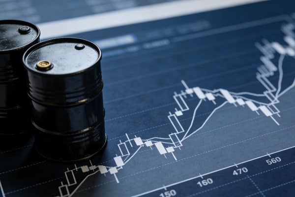 原油期货直播室-原油期货大幅回调：特朗普表态背后的市场风云